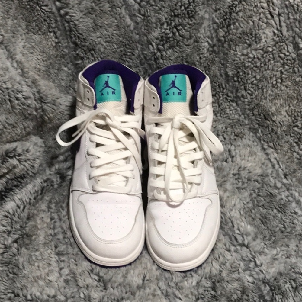 Air Jordan Big Kid Girls 1 Retro High GG Sneakers 332148 Sz 7Y White/Purple​​​​​ - Picture 8 of 8